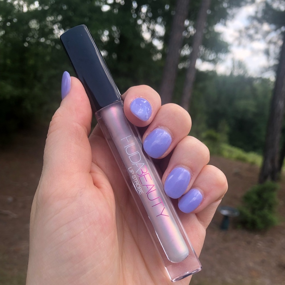 NEW Huda Beauty Lip Strobe